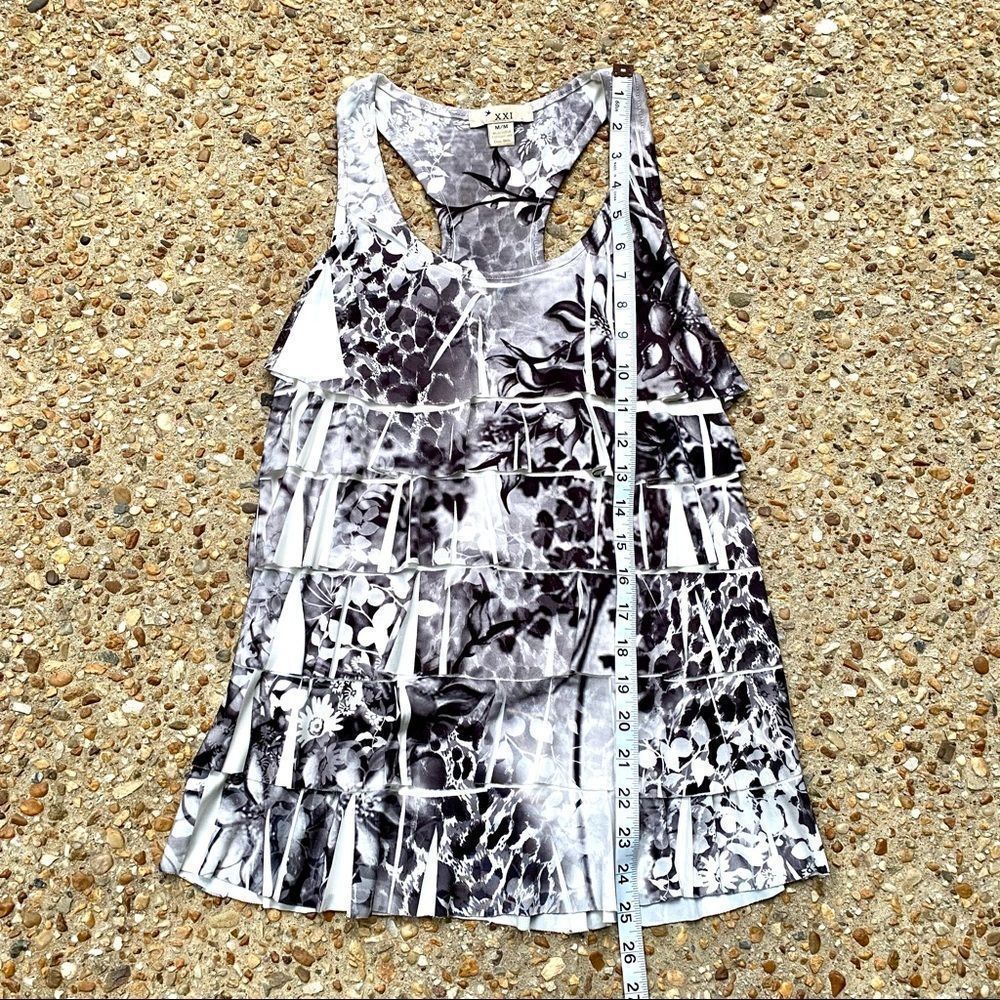 XXI Black & White Floral Ruffled Racerback Tank M - Picture 3 of 7